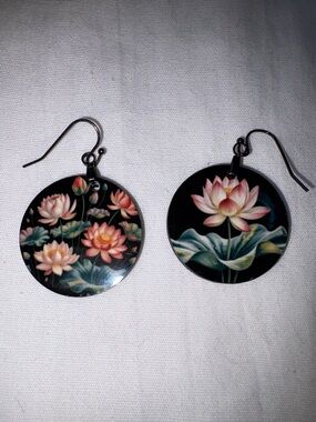 Lotus flowers earrings